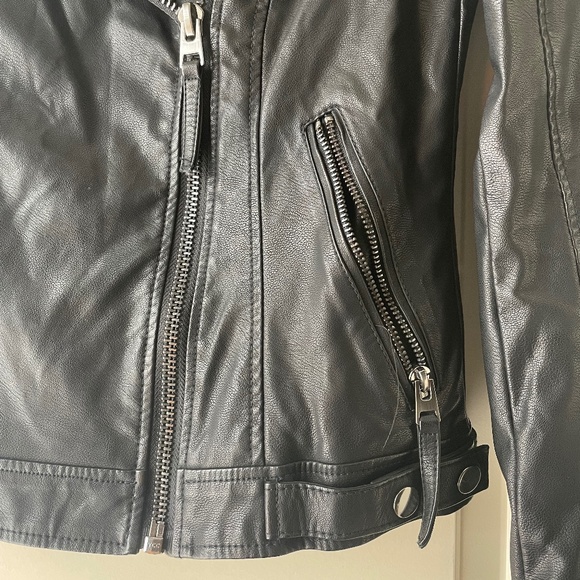 Topshop Black Leather Biker Jacket - Picture 3 of 5
